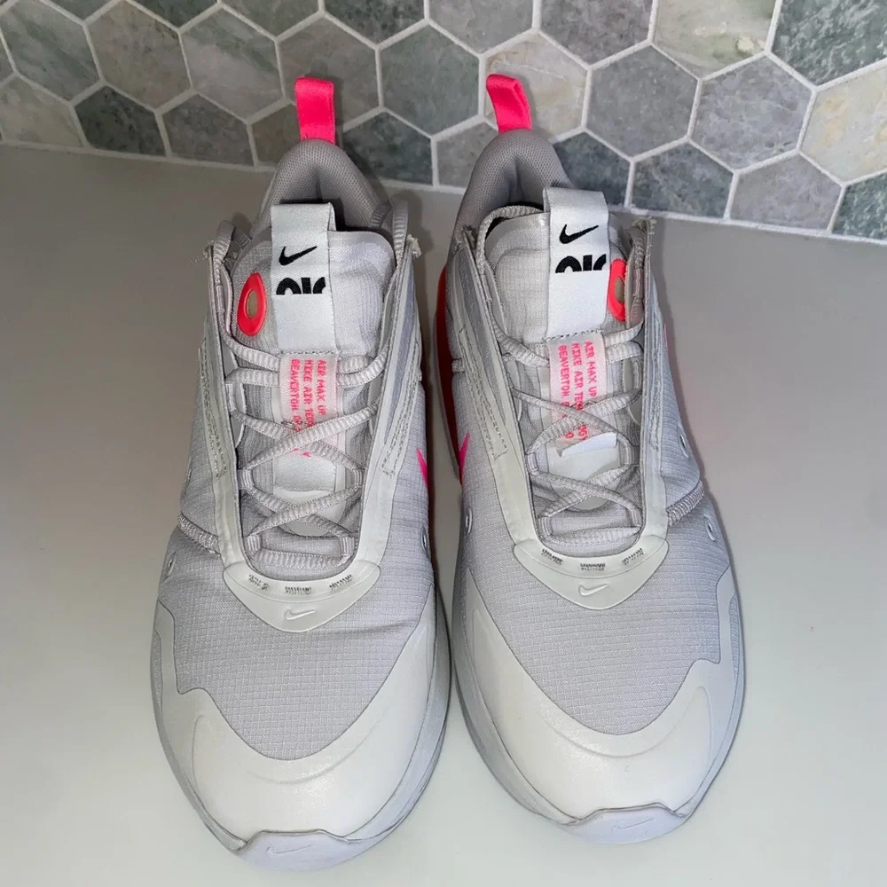 Nike women’s Air Max Up shoes, size 9 - Picture 2 of 9
